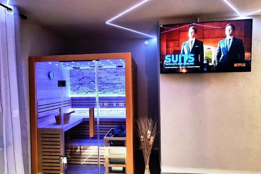 Royalspa Luxueux Appartement Avec Spa Strasburgo Esterno foto